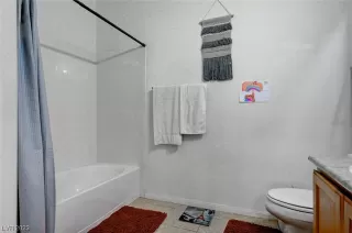 Photo #5: 2516425 Listing