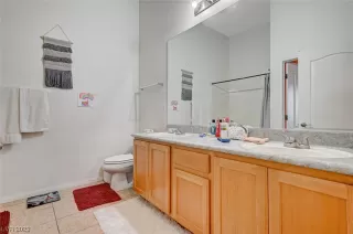 Photo #6: 2516425 Listing