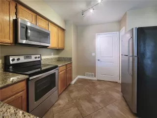 Photo #3: 2516452 Listing