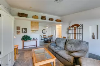 Photo #5: 2516490 Listing 