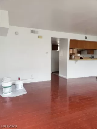 Photo #1: 2516523 Listing