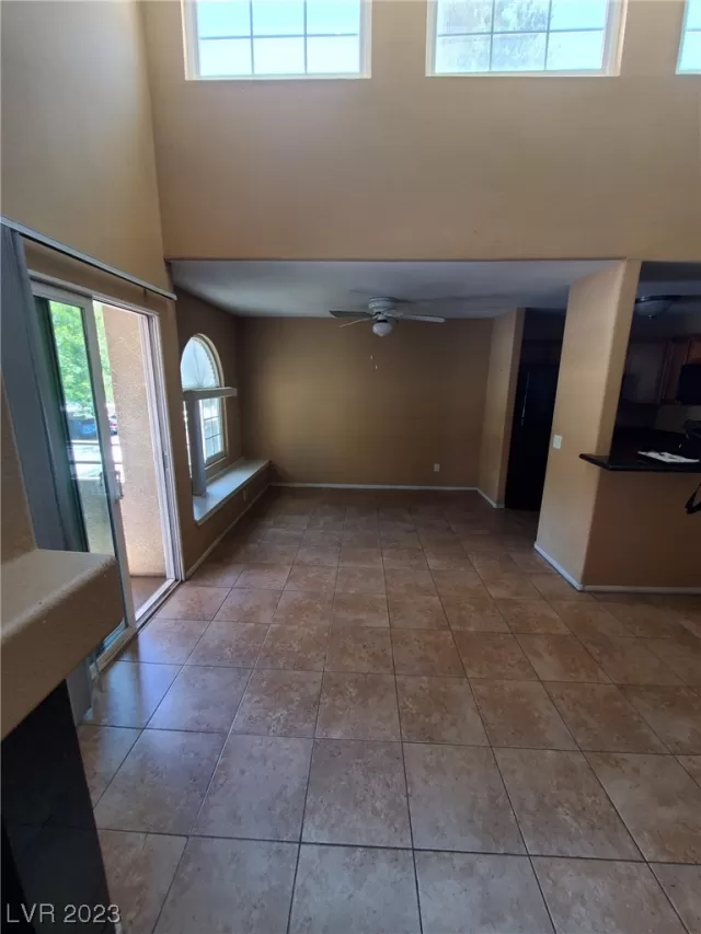 MLS: 2516526 Condo For Sale