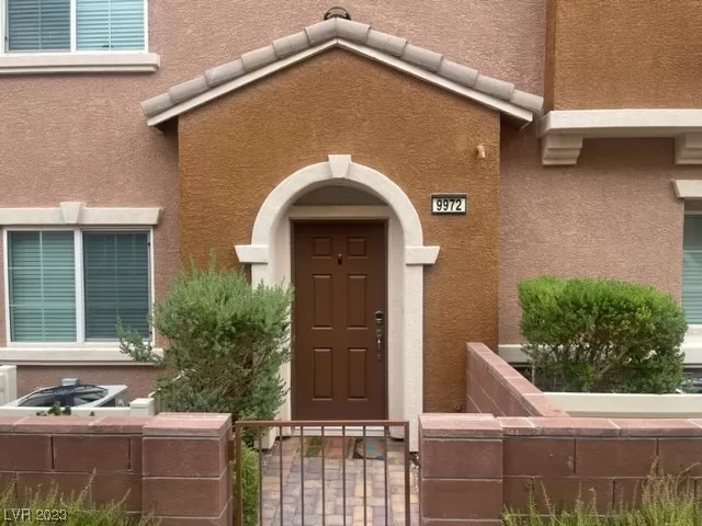 MLS: 2516544 Condo For Sale