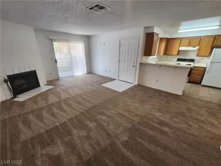 Photo #5: 2516575 Listing 