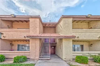 Photo #1: 2516612 Listing 