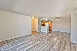 Photo #2: 2516612 Listing 