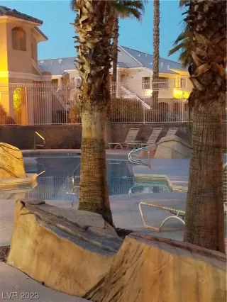 Photo #4: 2516617 Listing 