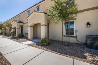 Photo #1: 2516620 Listing 