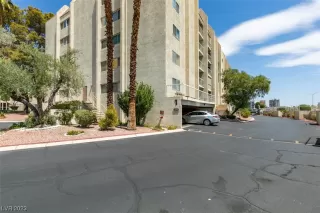 Photo #5: 2516631 Listing