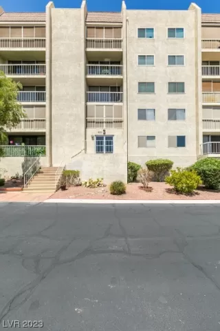 Photo #6: 2516631 Listing