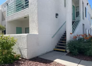 Photo #1: 2516674 Listing