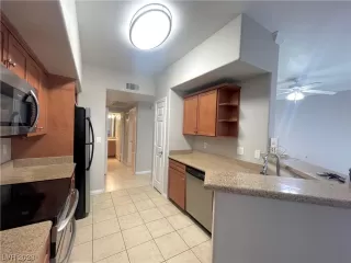 Photo #2: 2516680 Listing 