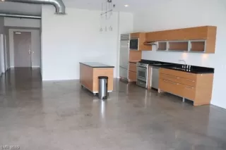 Photo #6: 2516696 Listing 