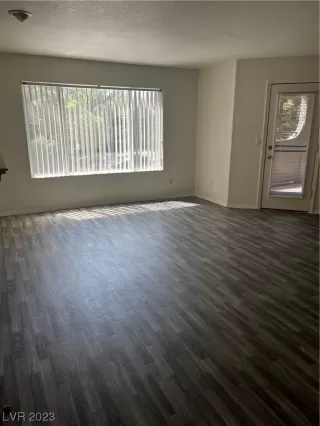 Photo #1: 2516706 Listing 