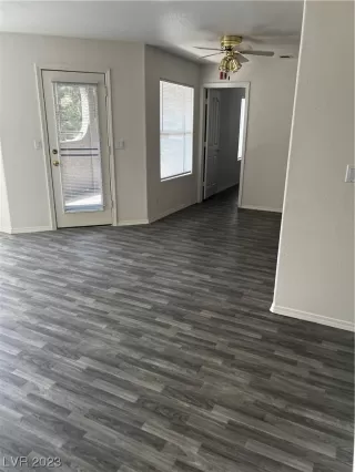 Photo #2: 2516706 Listing 