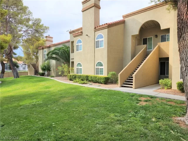 MLS: 2516717 Condo For Sale