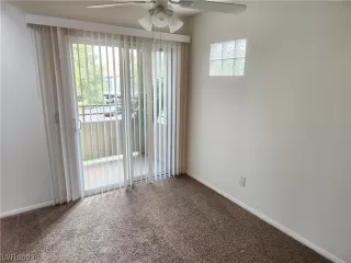 Photo #6: 2516717 Listing