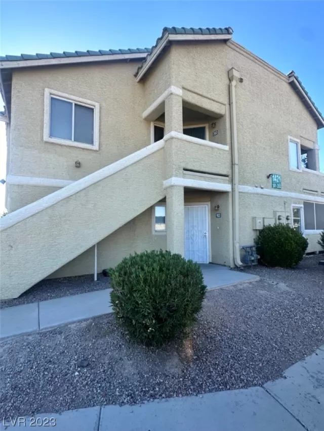 MLS: 2516718 Condo For Sale