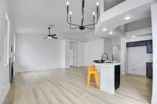 Photo #6: 2516726 Listing 