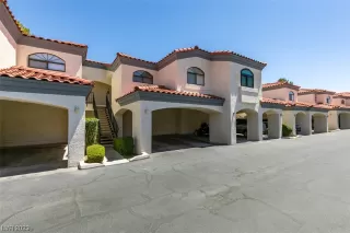 Photo #1: 2516733 Listing