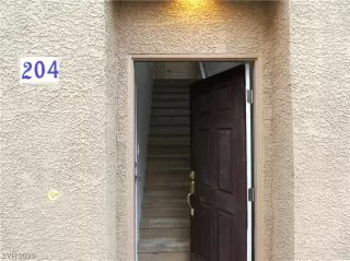 Photo #1: 2516744 Listing 