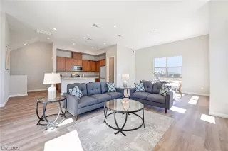 Photo #3: 2516768 Listing 