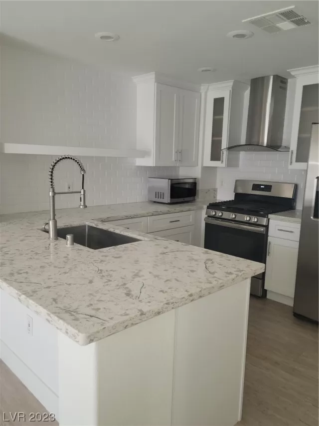 MLS: 2516791 Condo For Sale