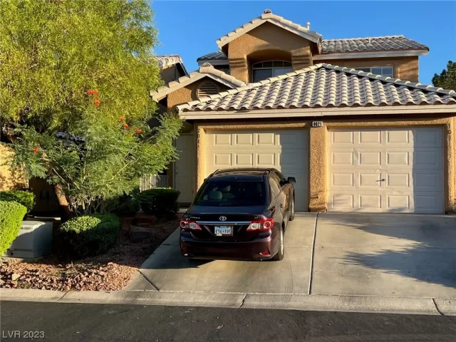 MLS: 2516803 Condo For Sale