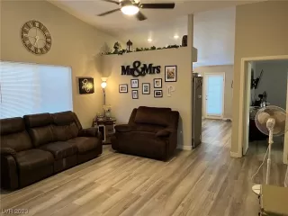 Photo #4: 2516803 Listing 