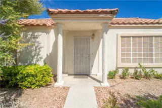 Photo #2: 2516812 Listing