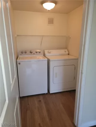 Photo #1: 2516834 Listing 