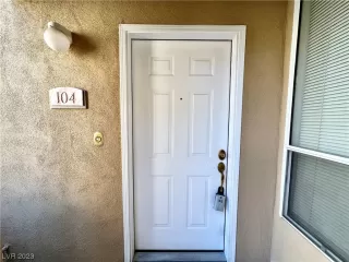 Photo #1: 2516837 Listing 