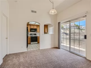 Photo #3: 2516847 Listing 