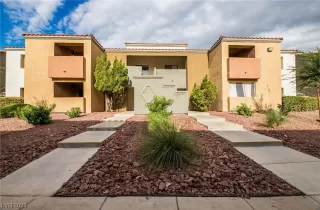 Photo #4: 2516868 Listing