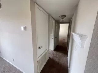 Photo #6: 2516881 Listing