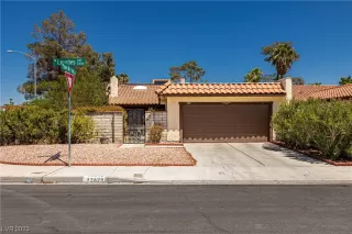 Photo #1: 2516906 Listing