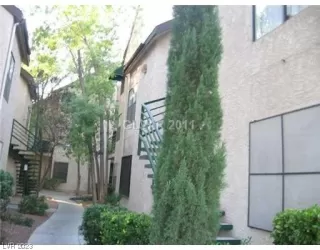 Photo #4: 2516918 Listing