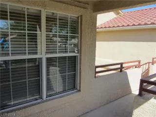 Photo #4: 2516927 Listing