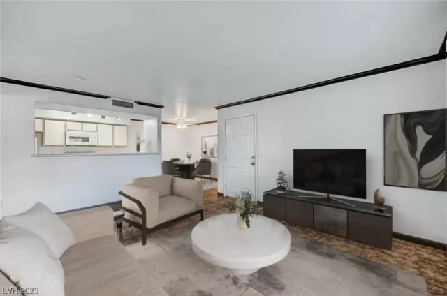 MLS: 2516935 Condo For Sale