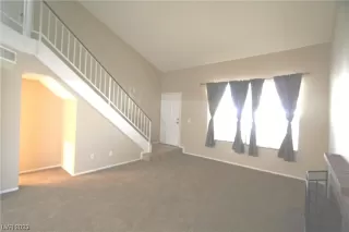 Photo #4: 2516940 Listing 