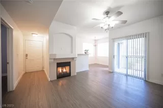 Photo #2: 2516945 Listing 