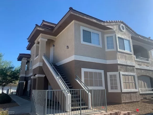 MLS: 2516966 Condo For Sale