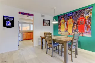 Photo #6: 2516975 Listing 