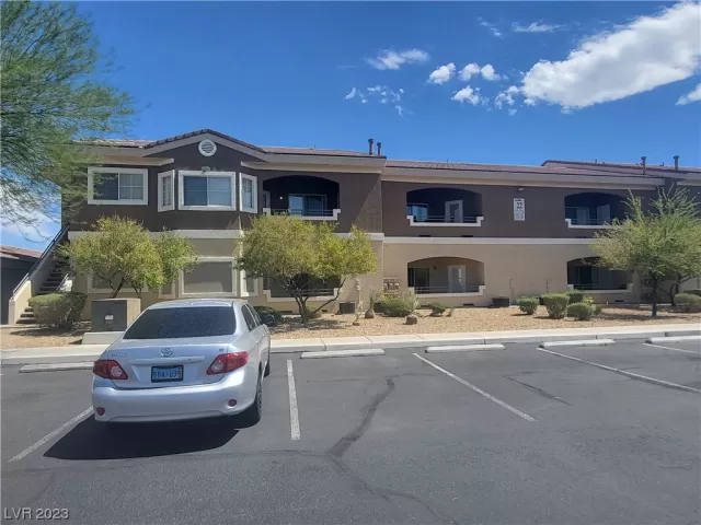 MLS: 2517004 Condo For Sale