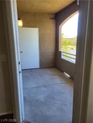 Photo #4: 2517004 Listing 