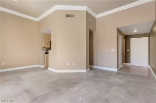 Photo #4: 2517037 Listing