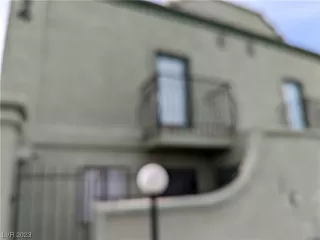 Photo #1: 2517044 Listing 