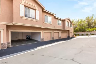 Photo #3: 2517051 Listing