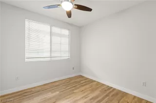 Photo #5: 2517051 Listing