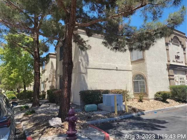 MLS: 2517052 Condo For Sale